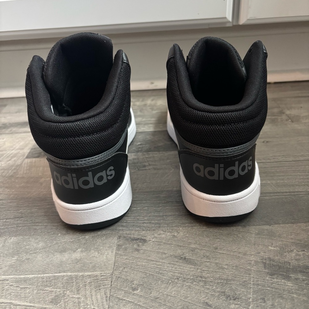 Adidas Hoops 3.0 Basketball Shoes New in Box - Picture 4 of 6